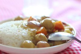 咖喱魚丸飯 咖喱魚丸飯