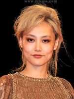 菊地凜子 飾演【直子】