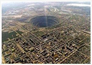 加拿大戴維克鑽石礦洞