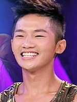 蔡昌憲飾演【小七】（滿妹的弟弟）