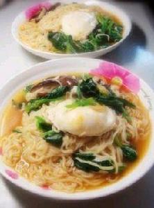 香菇菠菜雞蛋面