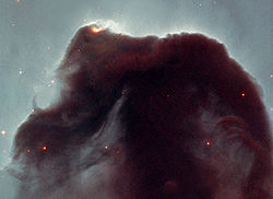 毫無疑問的，馬頭星雲是最出名的暗星雲