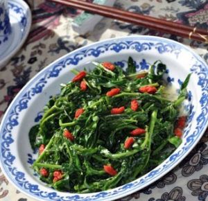 《油鹽炒枸杞芽兒》 《油鹽炒枸杞芽兒》