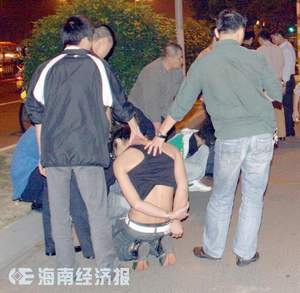 為境外竊取、刺探、收買、非法提供國家秘密、情報罪