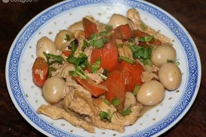 胡蘿蔔鵪鶉蛋燜腐竹