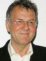 湯姆·威爾金森（飾演）James Reid