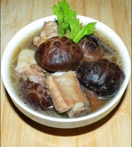 香菇燉排骨 香菇燉排骨