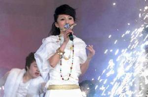 誰愛誰[張韶涵演唱歌曲]