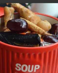 靈芝煲雞湯 靈芝煲雞湯