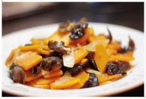 南瓜木耳雞 南瓜木耳雞