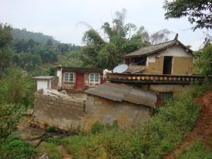 鑽山自然村 鑽山自然村