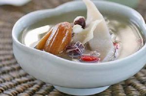 清補涼煲蓮子魚尾湯 清補涼煲蓮子魚尾湯