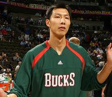 拉里·克里斯科維亞