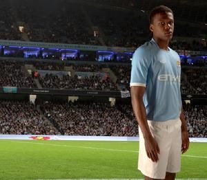 德德里克·鮑亞塔 德德里克·鮑亞塔