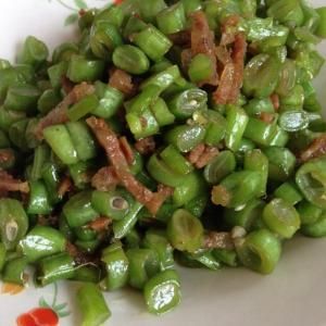 臘腸丁炒四季豆 臘腸丁炒四季豆