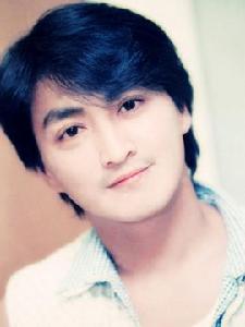 何家勁早年照片