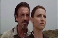 《噬人鯊大戰食人鱷》劇照