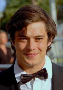 奧雷利昂·維依科