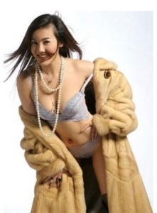 諷刺[何欣穗演唱歌曲]