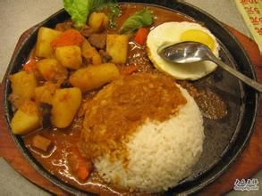 咖喱三丁牛肉飯 咖喱三丁牛肉飯