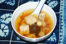 黑蒜頭燉瘦肉湯