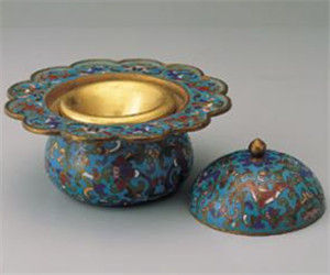 清掐絲琺瑯唾盂 清掐絲琺瑯唾盂