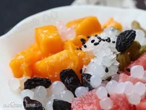 什錦水果刨冰