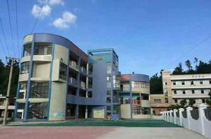 黔南民族幼兒師範高等專科學校 黔南民族幼兒師範高等專科學校