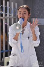 楊梅《生死依託》飾演女一號山丹