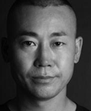 曲直[北京軍區政治部文藝創作室專職油畫家]