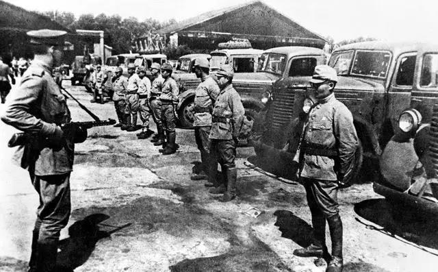 (1945年8月蘇聯參戰後，俘虜在中國東北的日軍)