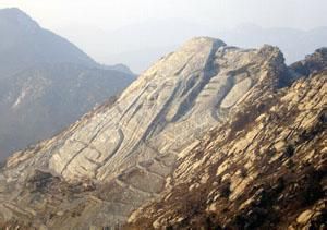 玲瓏金礦床 玲瓏金礦床