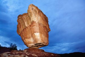 人造平衡岩藝術 人造平衡岩藝術