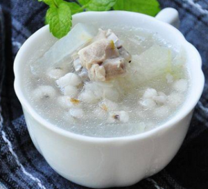 冬瓜薏仁排骨湯菜
