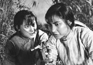 電影《紅色娘子軍》劇照