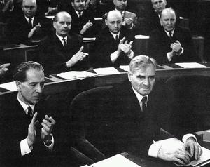 福克&middot;耶諾與道比&middot;伊斯特萬在國民議會