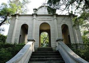 東征陣亡烈士墓