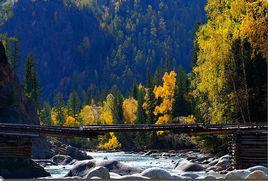 新疆富蘊可可托海國家地質公園