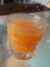 鳳梨胡蘿蔔木瓜汁