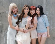 AS ONE[香港跳唱女子組合]