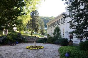 格瑞爾女子中學 格瑞爾女子中學