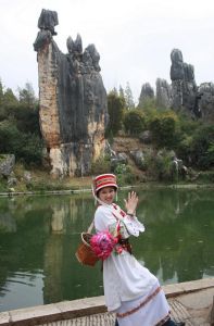 美女校長趙雲霞