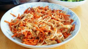 金針菇素炒胡蘿蔔