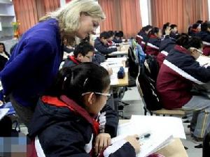 學生們參與測評