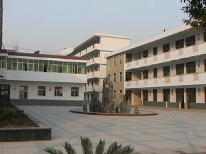 朱巷中學 朱巷中學