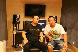 元剛學生著名歌手張寒和中國著名音樂人何沐陽合影