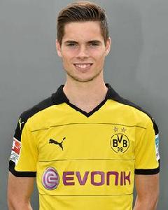 尤利安·魏格爾 尤利安·魏格爾