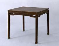 明黃花梨卷草紋方桌