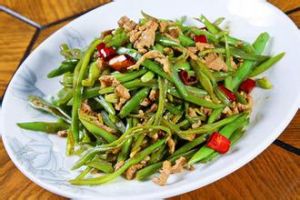 肉炒扁豆絲 肉炒扁豆絲