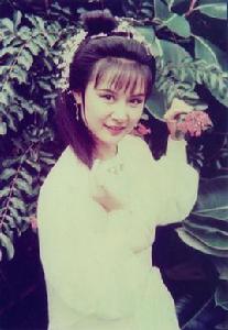 薛冰[古龍小說《陸小鳳傳奇之繡花大盜》女主角]